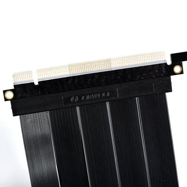 Lian Li PW-PCI-420 – 200mm PCIe 4.0 x16 riser cable, supports 16GT/s speed, backward compatible, and fits O11D series, LANCOOL II/III/216, and V3000 PLUS.